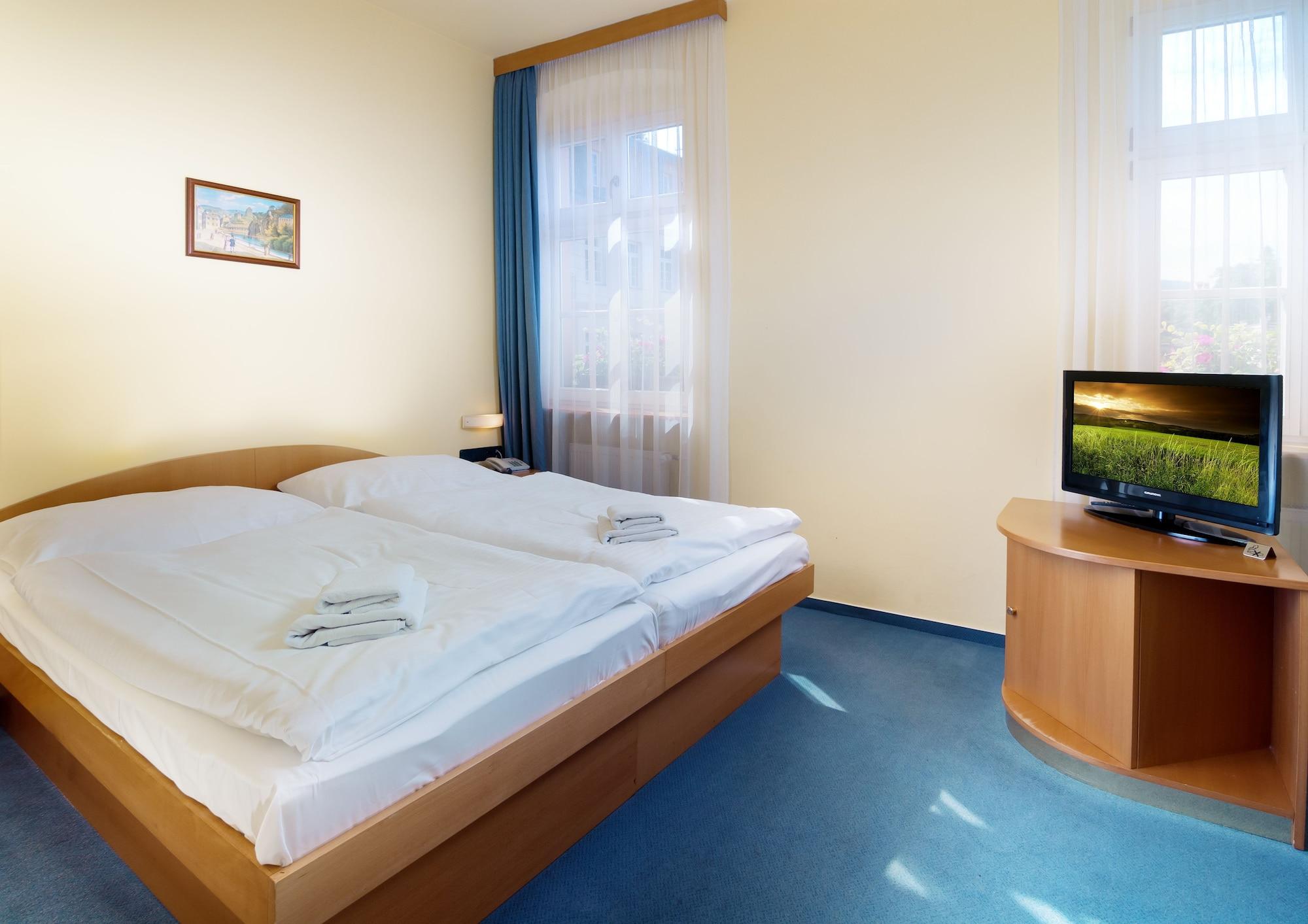 Hotel Ruze Karlovy Vary Kültér fotó